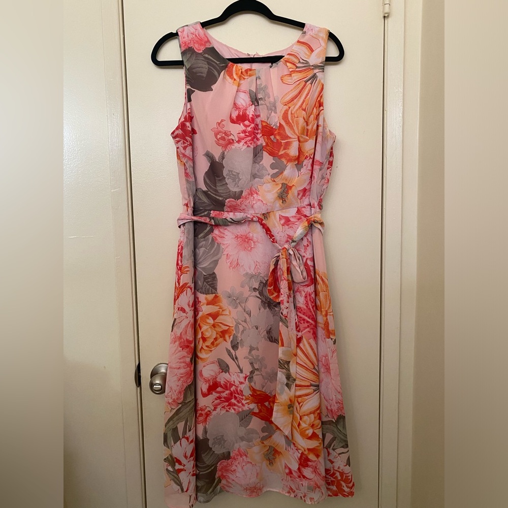 Floral pink dress